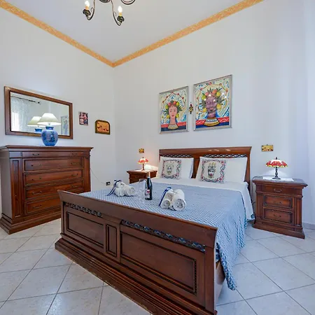 House Via Napoli * Palermo